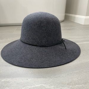 PHENIX Felt Charcoal Gray Hat